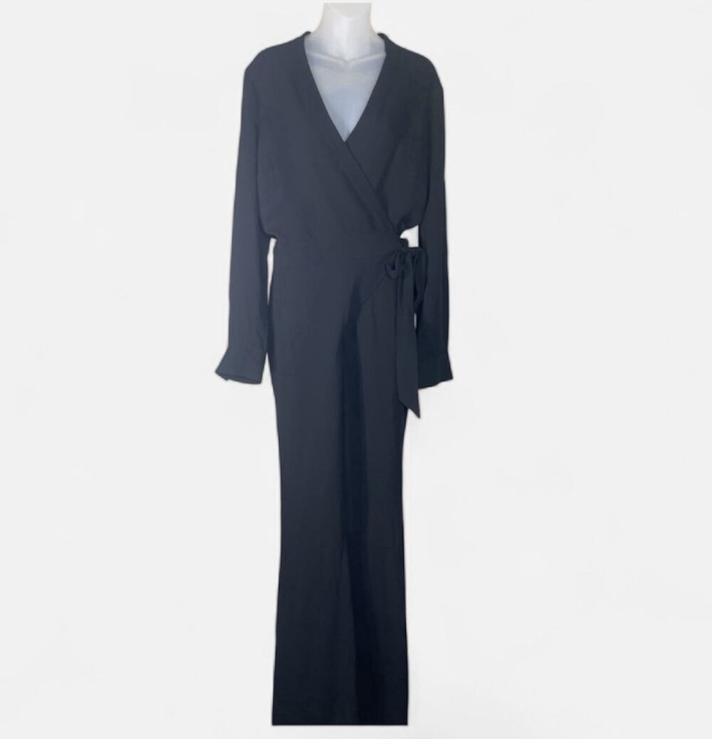 Diane Von Furstenburg Black Wrap Jumpsuit Women's 14 Collar Elegant Classic EUC